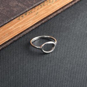 Tiny Sterling 925 Oval Pinkie Ring